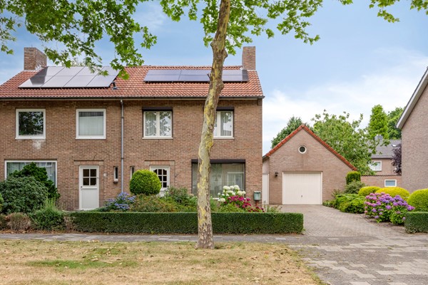 Medium property photo - Sint Barbaraweg 72, 6024 AV Budel-Dorplein
